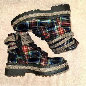 Jessica Simpson Ebrina Plaid Rhinestone Combat Boots Red Tartan Bling Buckle 6M